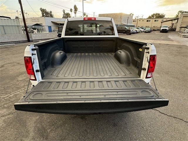 2013 Ram 1500 4WD Quad Cab 140.5" SLT - 22640840 - 14