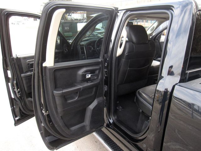 2013 Ram 1500 4WD Quad Cab 140.5" Sport - 22975623 - 28