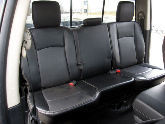 2013 Ram 1500 4WD Quad Cab 140.5" Sport - 22975623 - 30