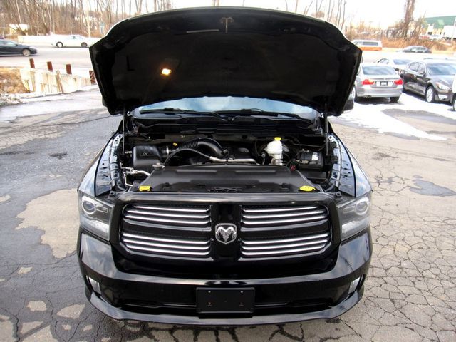 2013 Ram 1500 4WD Quad Cab 140.5" Sport - 22975623 - 31