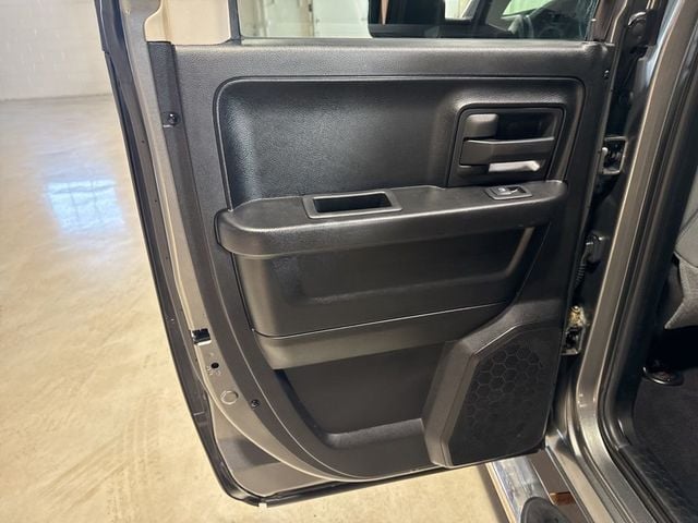 2013 Ram 1500 4WD Quad Cab 140.5" Tradesman - 22975230 - 25