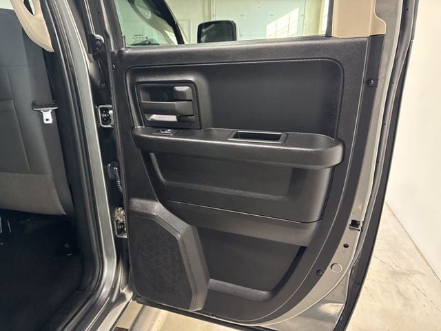 2013 Ram 1500 4WD Quad Cab 140.5" Tradesman - 22975230 - 33