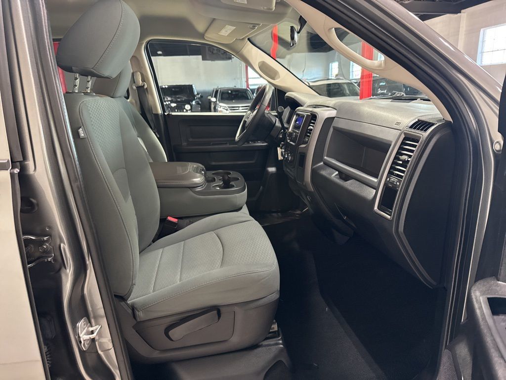 2013 Ram 1500 4WD Quad Cab 140.5" Tradesman - 22975230 - 34