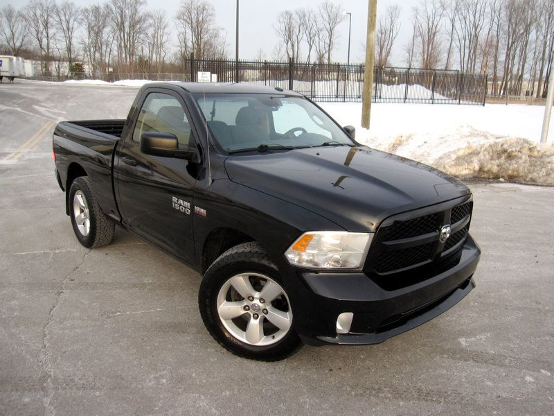 2013 Ram 1500 4WD Reg Cab 120.5" Express - 22983560