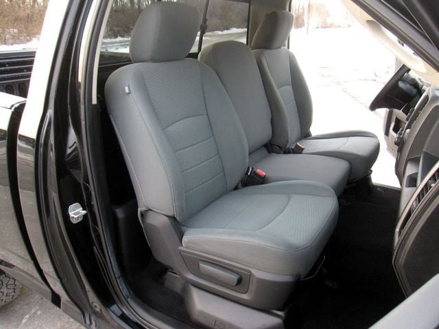 2013 Ram 1500 4WD Reg Cab 120.5" Express - 22983560 - 23