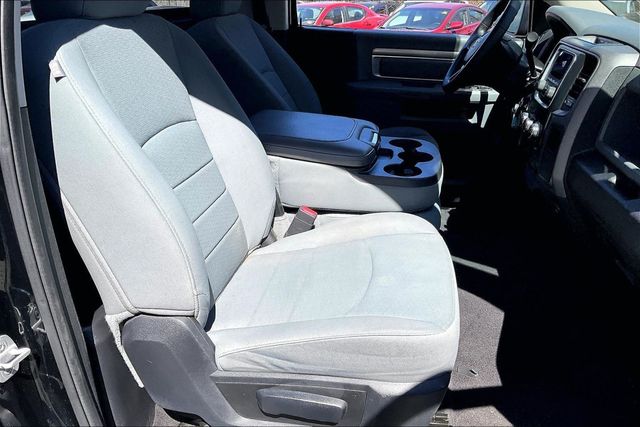 2013 Ram 1500 4WD Reg Cab 120.5" Express - 22996836 - 11