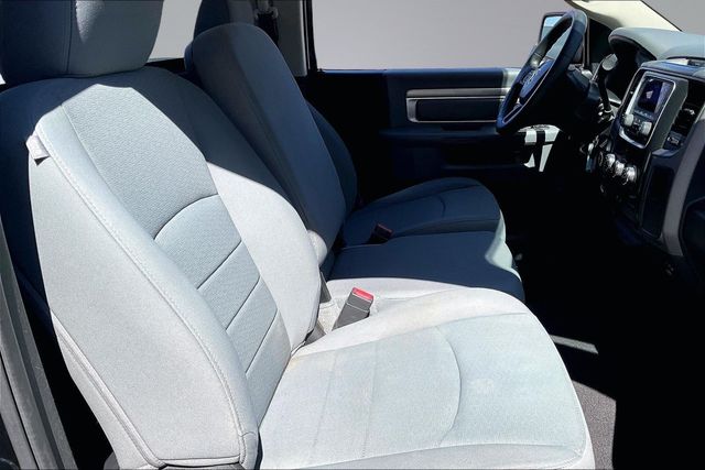 2013 Ram 1500 4WD Reg Cab 120.5" Express - 22996836 - 15