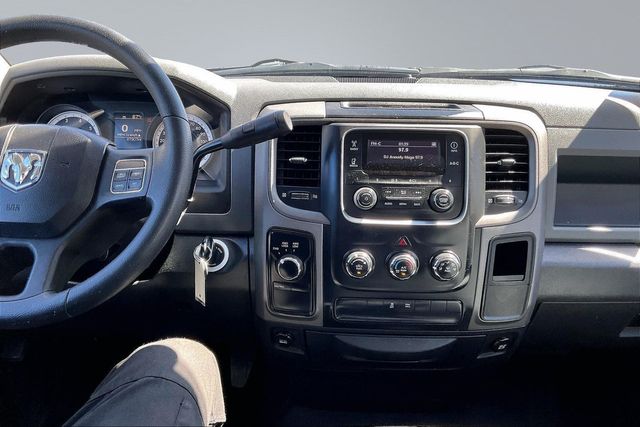 2013 Ram 1500 4WD Reg Cab 120.5" Express - 22996836 - 24