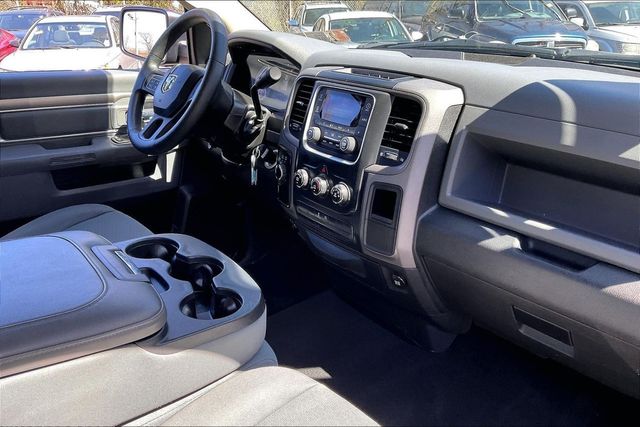 2013 Ram 1500 4WD Reg Cab 120.5" Express - 22996836 - 33