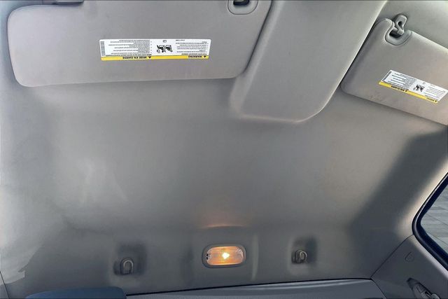 2013 Ram 1500 4WD Reg Cab 120.5" Express - 22996836 - 36