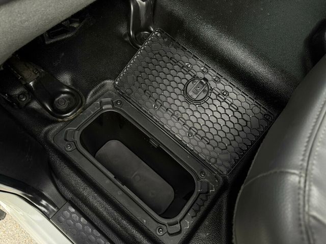 2013 Ram 2500 4WD Crew Cab 169" Tradesman - 22989740 - 16