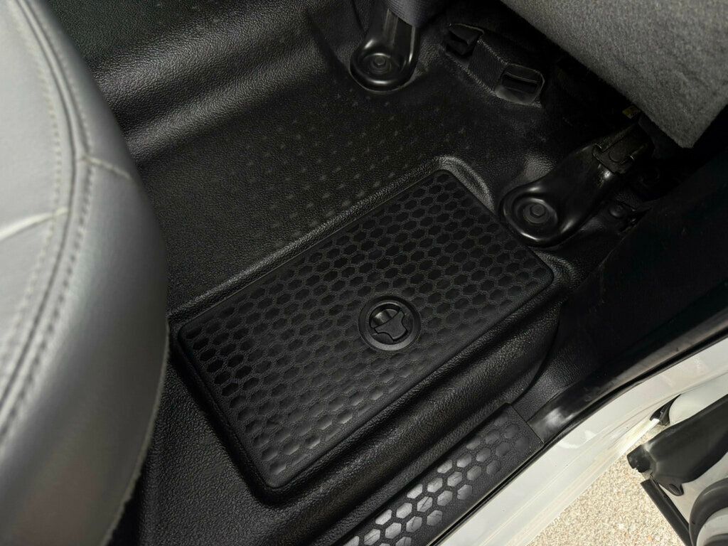 2013 Ram 2500 4WD Crew Cab 169" Tradesman - 22989740 - 19