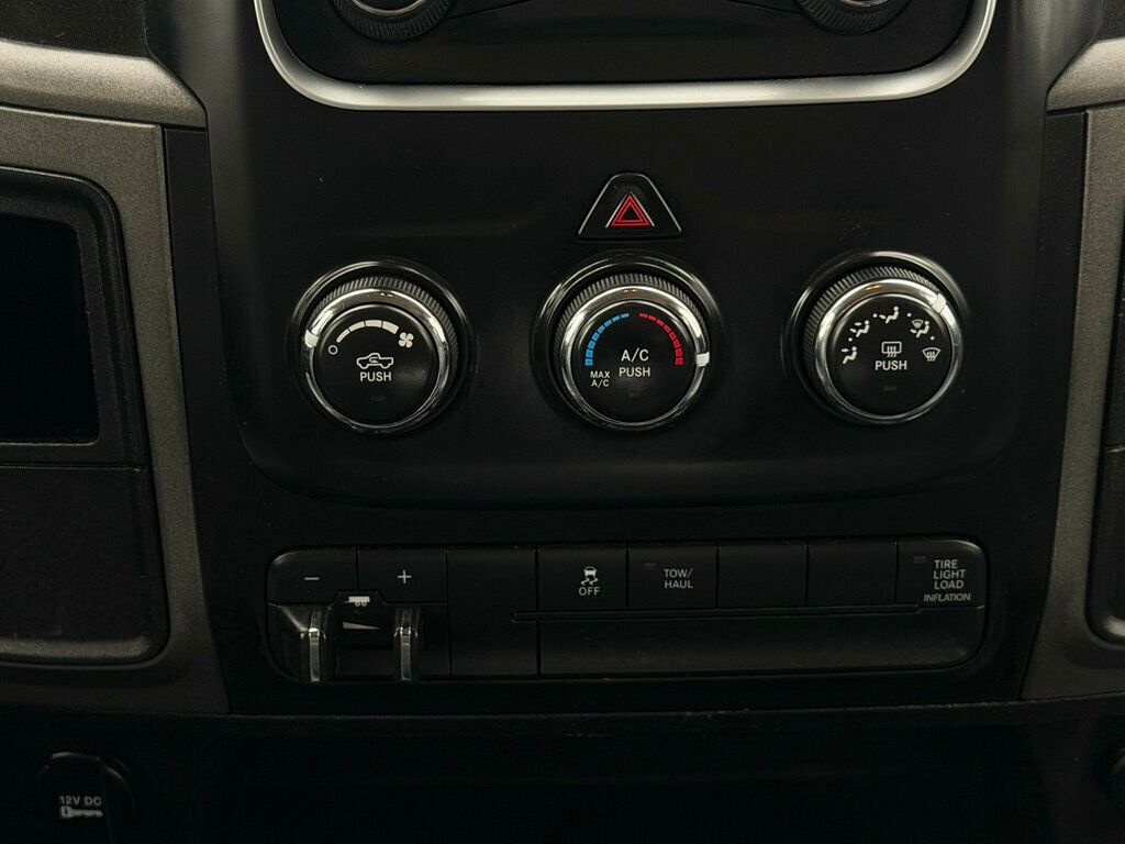 2013 Ram 2500 4WD Crew Cab 169" Tradesman - 22989740 - 32