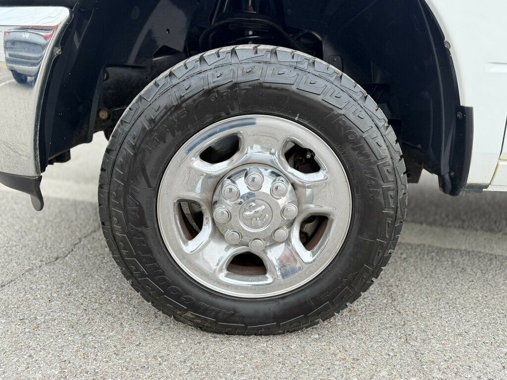 2013 Ram 2500 4WD Crew Cab 169" Tradesman - 22989740 - 37
