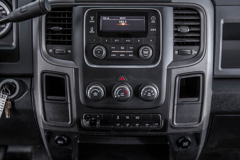 2013 Ram 5500  - 15236737 - 30