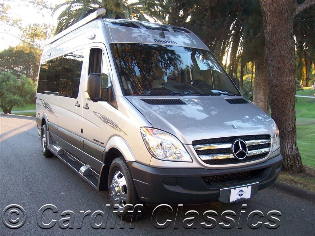 2013 ROAD TREK SPRINTER MOTORHOME RS Adventurous by RoadTrek 170" - 12946289 - 2