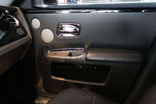 2013 Rolls-Royce Ghost 4dr Sedan - 19964923 - 23