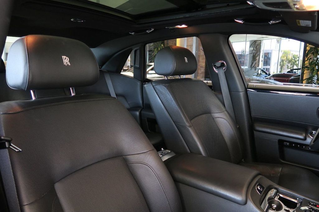 2013 Rolls-Royce Ghost 4dr Sedan - 19964923 - 27