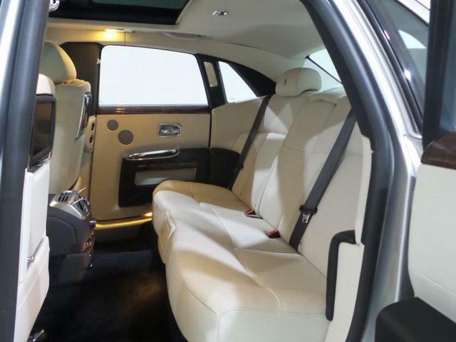 2013 Rolls-Royce Ghost 4dr Sedan - 15400163 - 5
