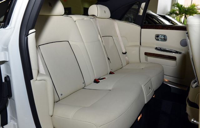 2013 Rolls-Royce Ghost 4dr Sedan - 15445047 - 13