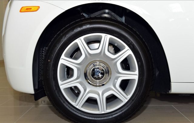 2013 Rolls-Royce Ghost 4dr Sedan - 15445047 - 16