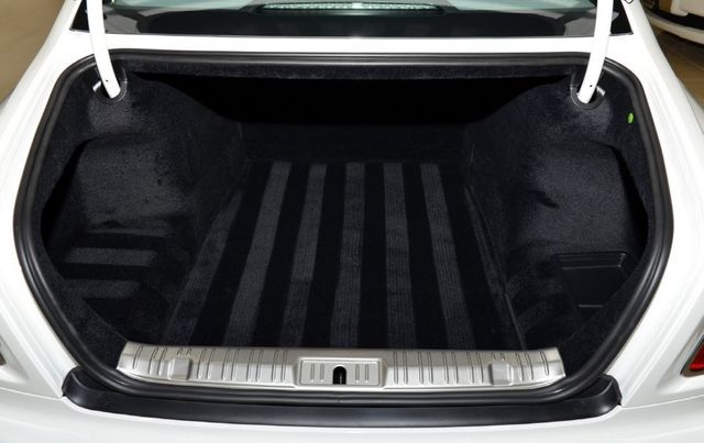 2013 Rolls-Royce Ghost 4dr Sedan - 15445047 - 17