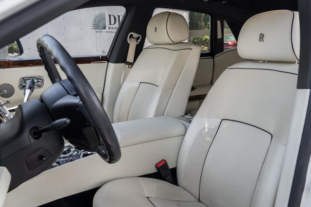 2013 Rolls-Royce Ghost 4dr Sedan - 23070878 - 12
