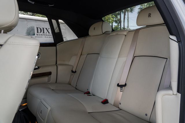 2013 Rolls-Royce Ghost 4dr Sedan - 23070878 - 21
