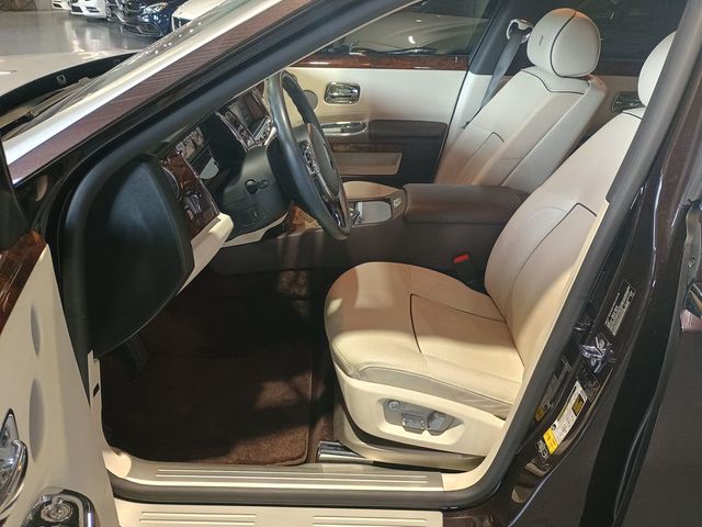 2013 Rolls-Royce Ghost 4dr Sedan Clean Carfax - 23020426 - 16