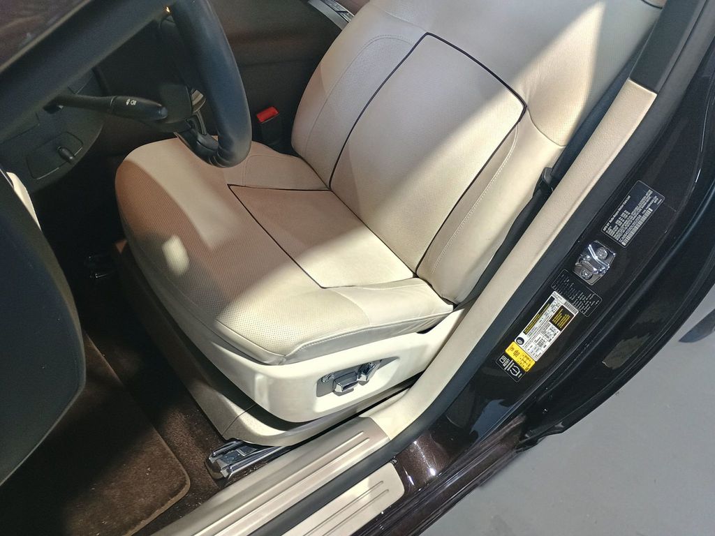 2013 Rolls-Royce Ghost 4dr Sedan Clean Carfax - 23020426 - 18