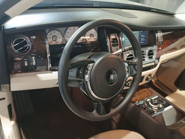 2013 Rolls-Royce Ghost 4dr Sedan Clean Carfax - 23020426 - 21