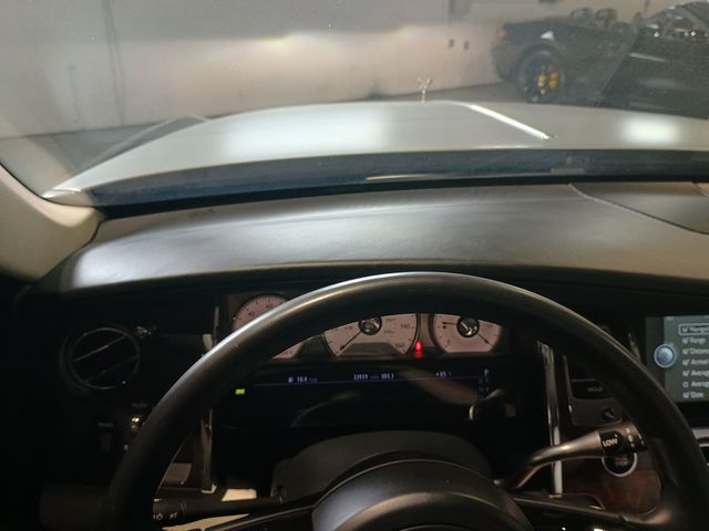 2013 Rolls-Royce Ghost 4dr Sedan Clean Carfax - 23020426 - 24