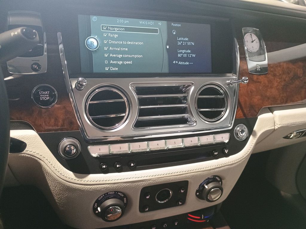 2013 Rolls-Royce Ghost 4dr Sedan Clean Carfax - 23020426 - 28