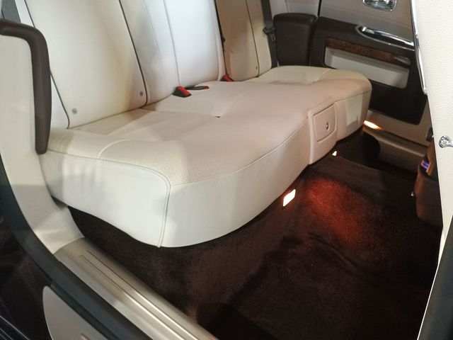 2013 Rolls-Royce Ghost 4dr Sedan Clean Carfax - 23020426 - 38