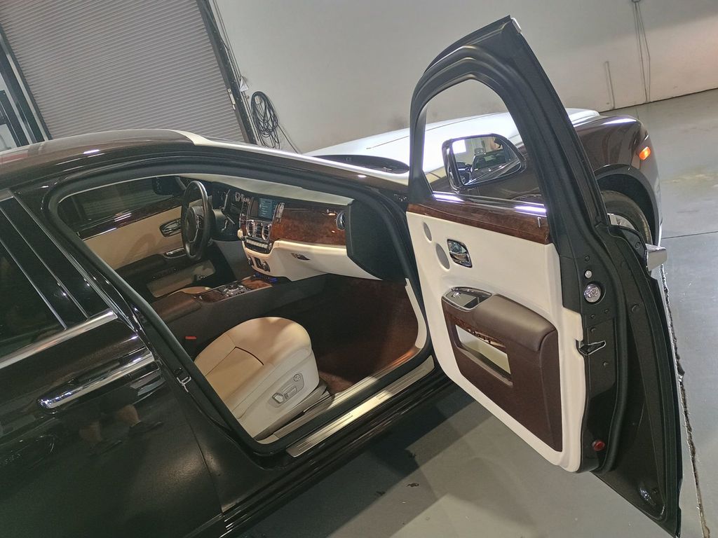 2013 Rolls-Royce Ghost 4dr Sedan Clean Carfax - 23020426 - 48