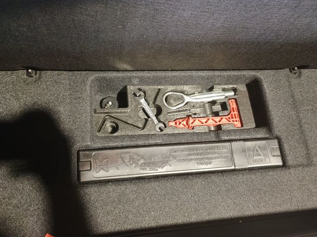 2013 Rolls-Royce Ghost 4dr Sedan Clean Carfax - 23020426 - 58