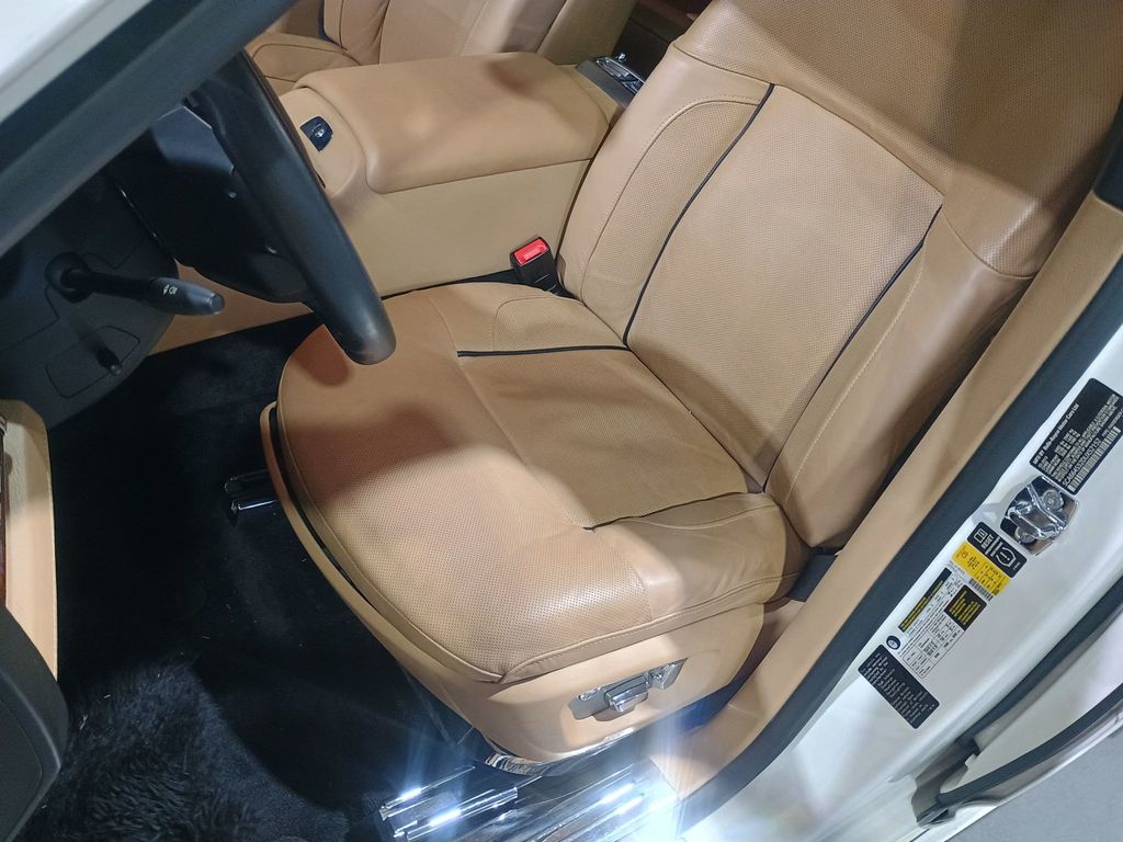 2013 Rolls-Royce Ghost 4dr Sedan Clean Carfax Florida Car - 22971168 - 24