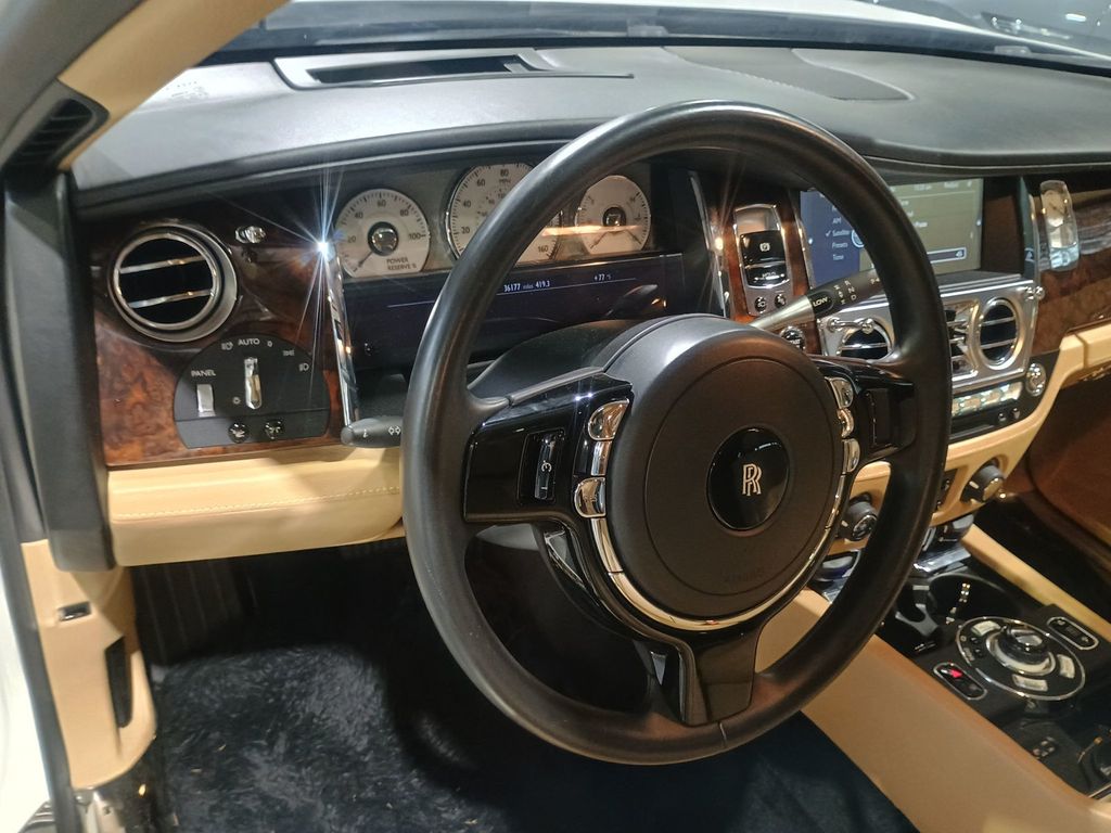 2013 Rolls-Royce Ghost 4dr Sedan Clean Carfax Florida Car - 22971168 - 26