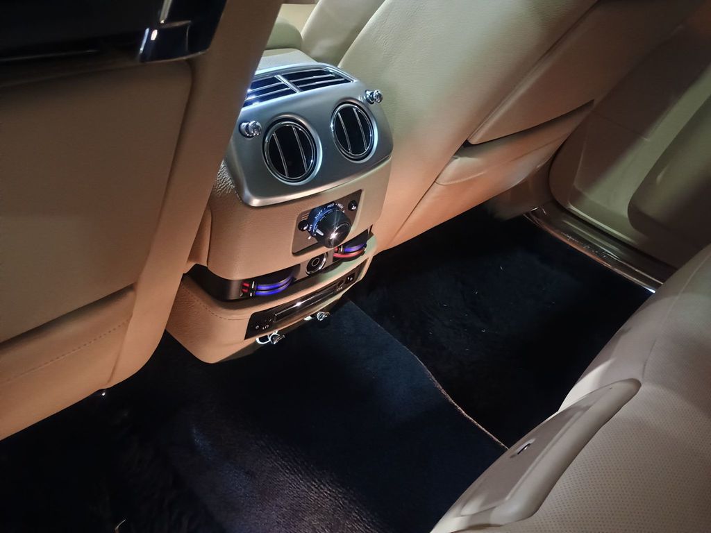 2013 Rolls-Royce Ghost 4dr Sedan Clean Carfax Florida Car - 22971168 - 41