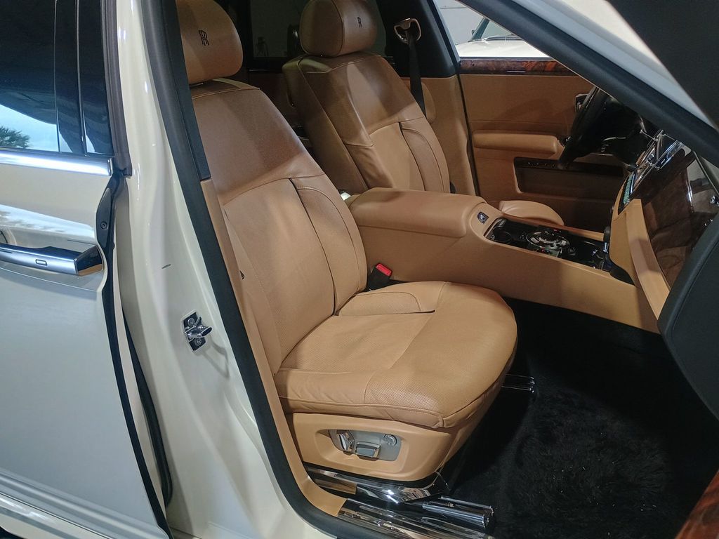 2013 Rolls-Royce Ghost 4dr Sedan Clean Carfax Florida Car - 22971168 - 48