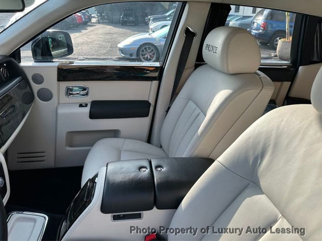 2013 Rolls Royce Phantom RR01 photo 12