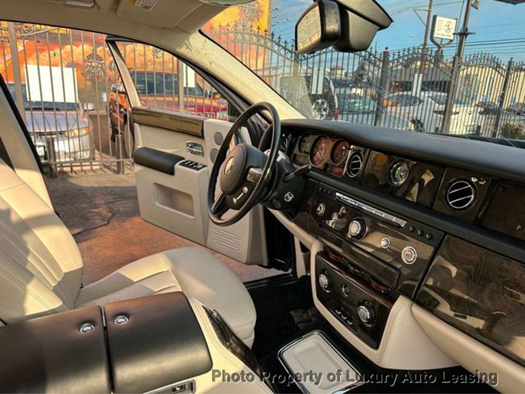 2013 Rolls Royce Phantom RR01 photo 25