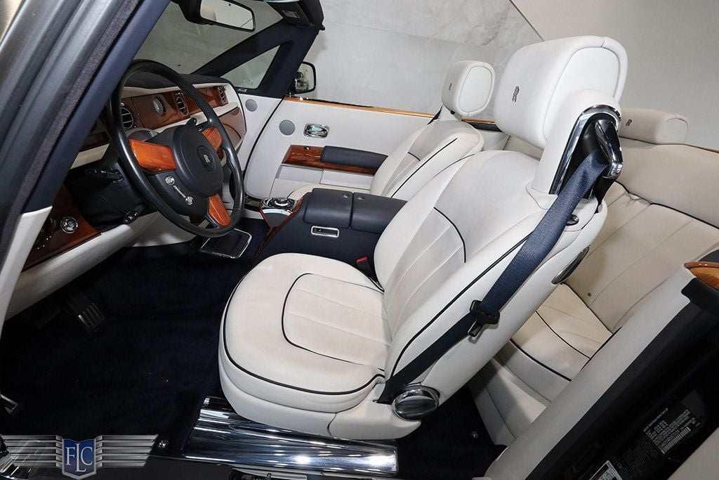 2013 Rolls-Royce Phantom Drophead Coupe - 22930572 - 18