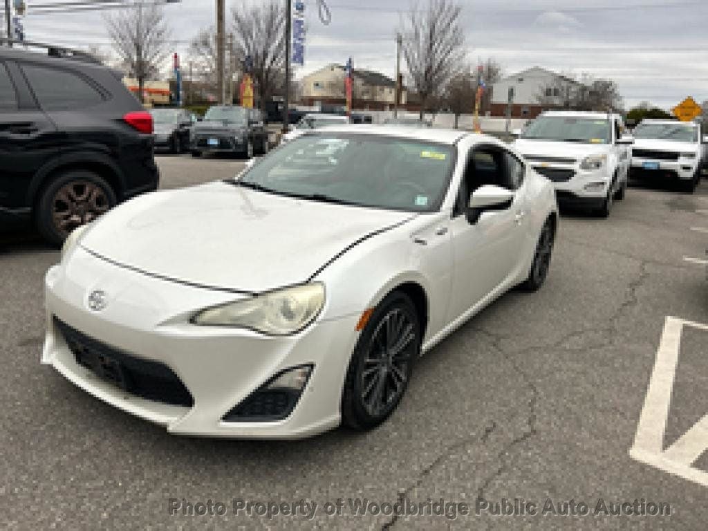 2013 Scion FR-S STD - 23000028 | Video 1
