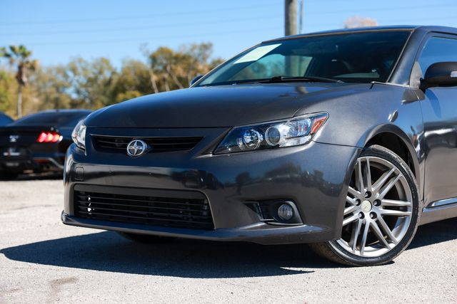 2013 Scion tC 2dr Hatchback Automatic - 22985863 - 27