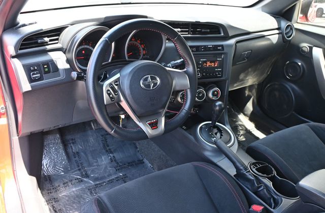 2013 Scion tC 2dr Hatchback Automatic Release Series 8.0 - 23053828 - 9