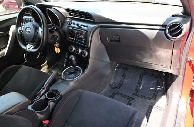 2013 Scion tC 2dr Hatchback Automatic Release Series 8.0 - 23053828 - 10