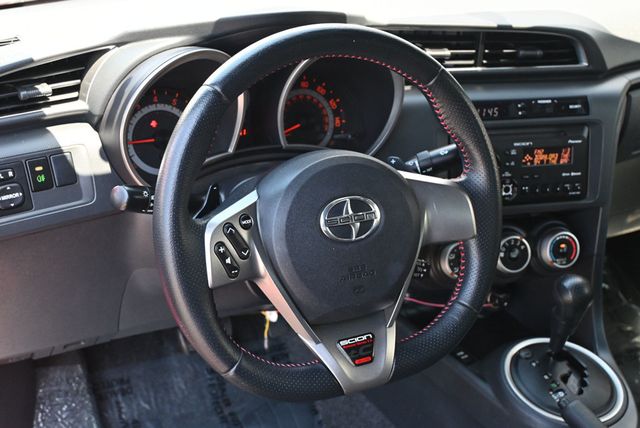 2013 Scion tC 2dr Hatchback Automatic Release Series 8.0 - 23053828 - 11