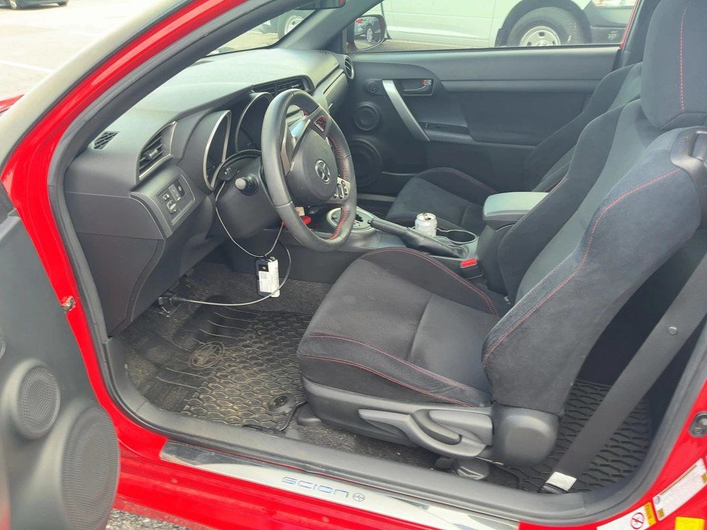 2013 Scion tC 2dr Hatchback Automatic Release Series 8.0 - 23002534 - 9