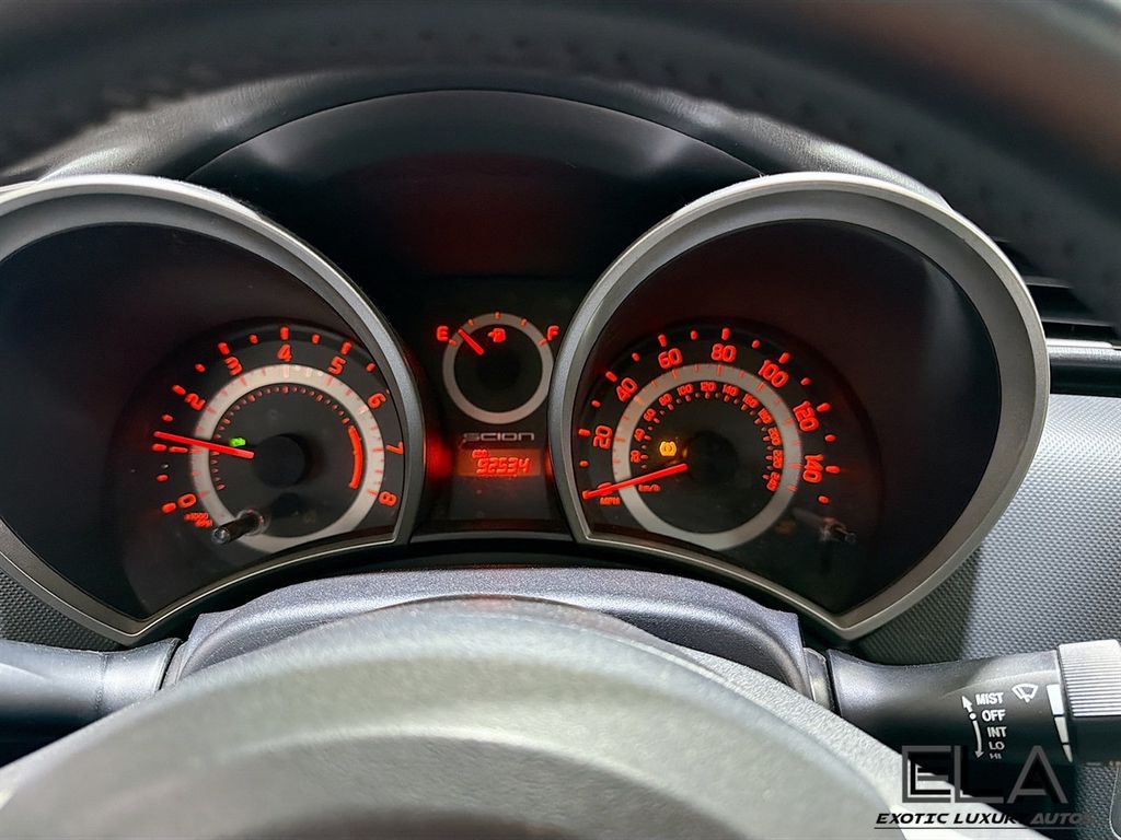 2013 Scion tC 2dr Hatchback Manual Release Series 8.0 - 22991668 - 12